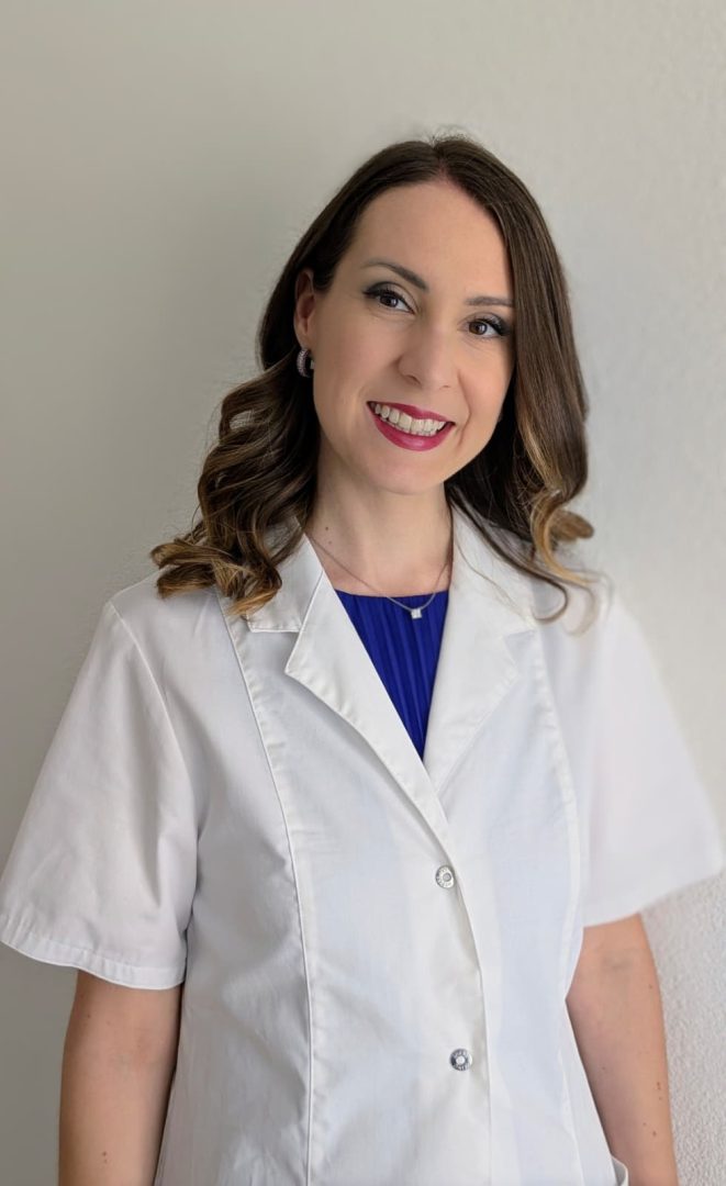 Sara Santini - Médecin avec double spécialisation FMH en Endocrinologie-Diabétologie ADOBES